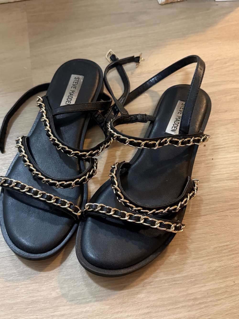 Steve madden gold chain sandals